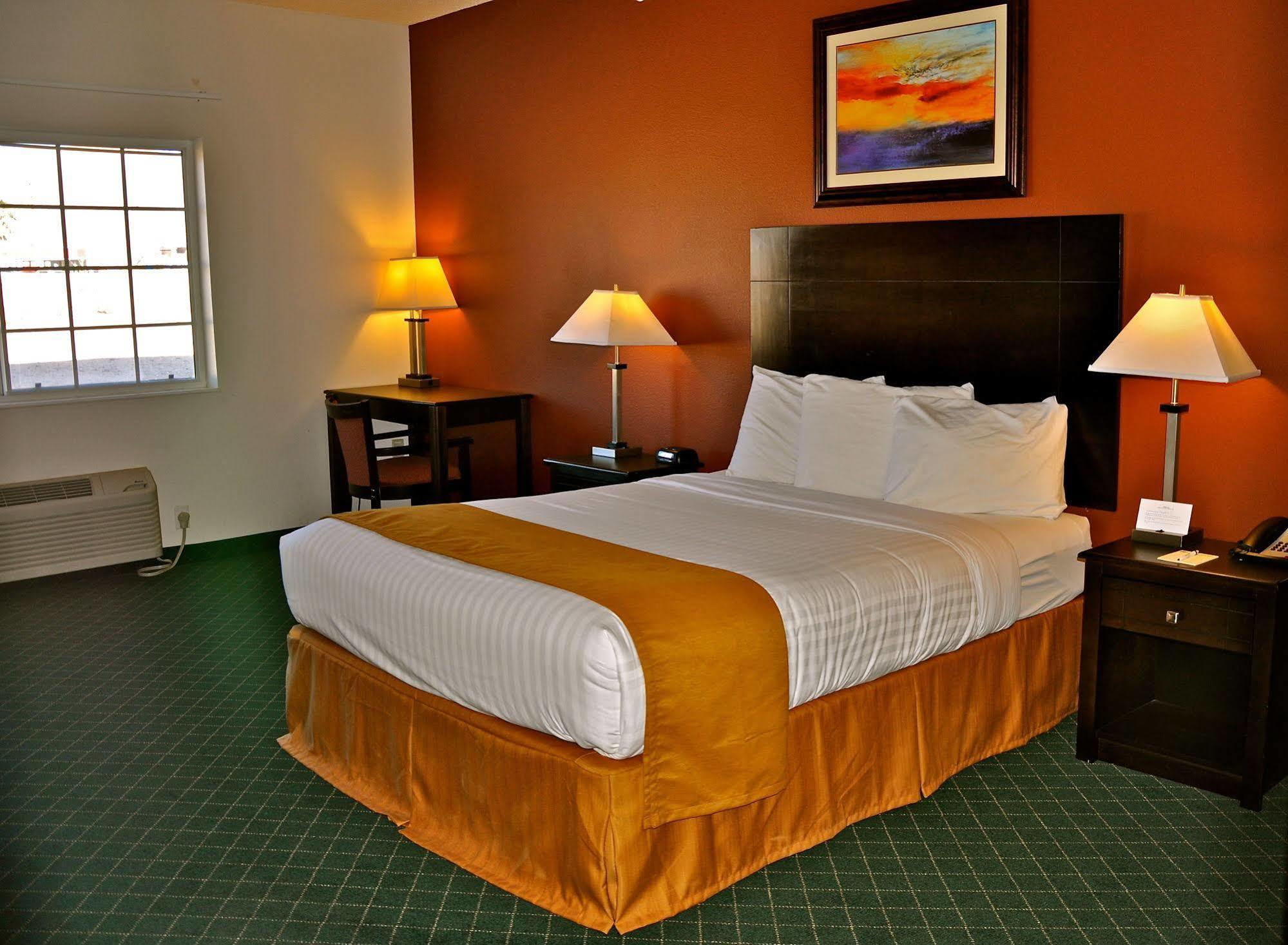 Landmark Inn Fort Irwin Buitenkant foto